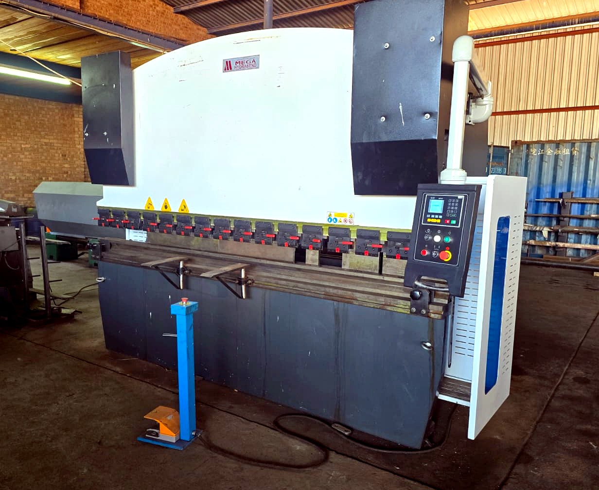 160-ton Press Brake